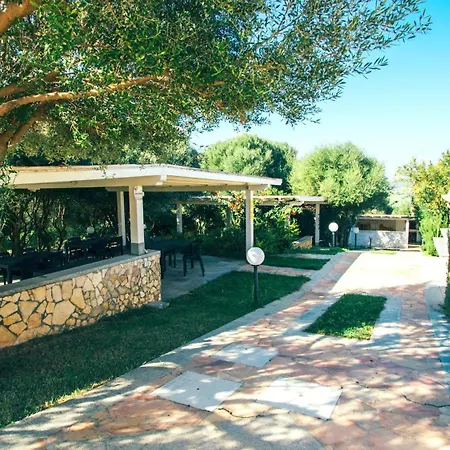 Castello Apartman *